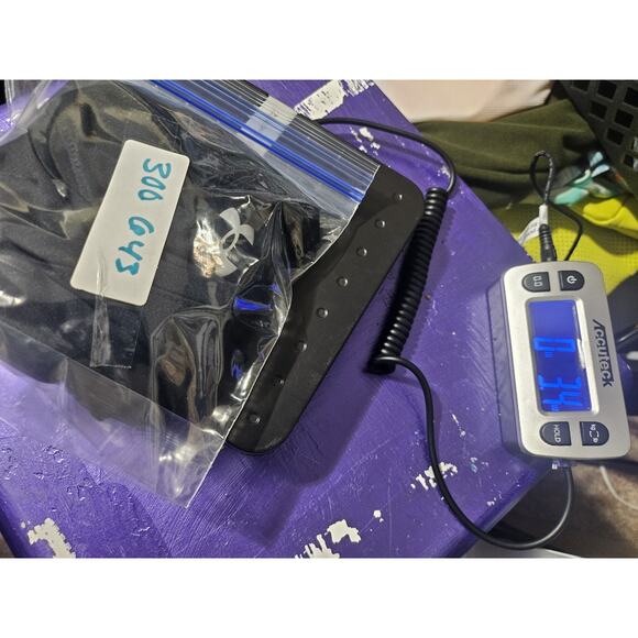 Under Armour Black Tank Top - Size Large - Picture 9 of 9